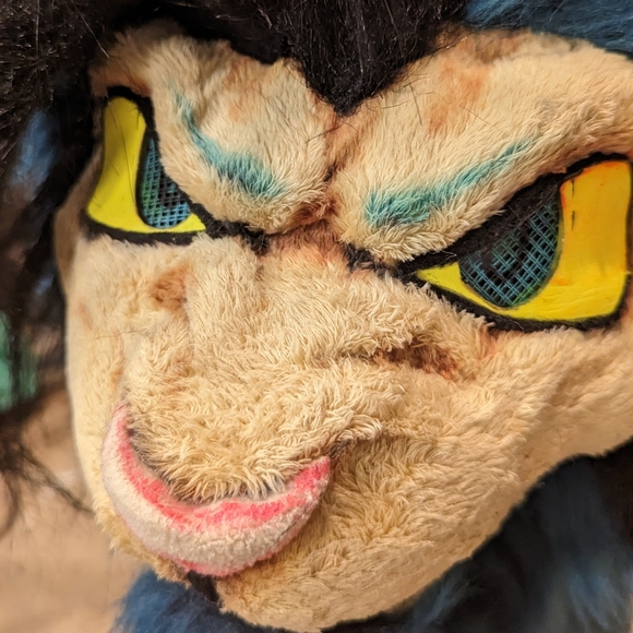 Lion Head Partial Furry - Picture 10 of 12